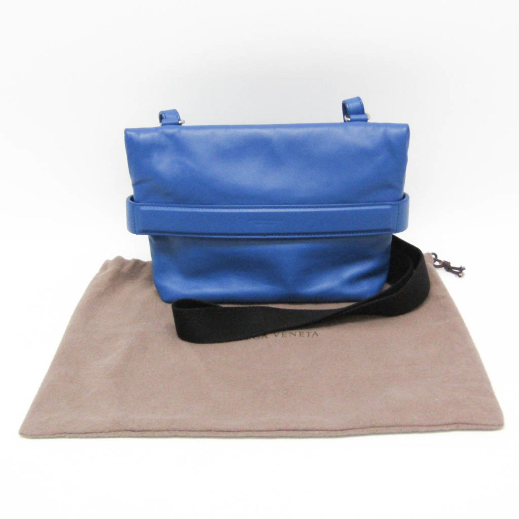 Bottega Veneta Wearable Pouch Leather Shoulder Bag
