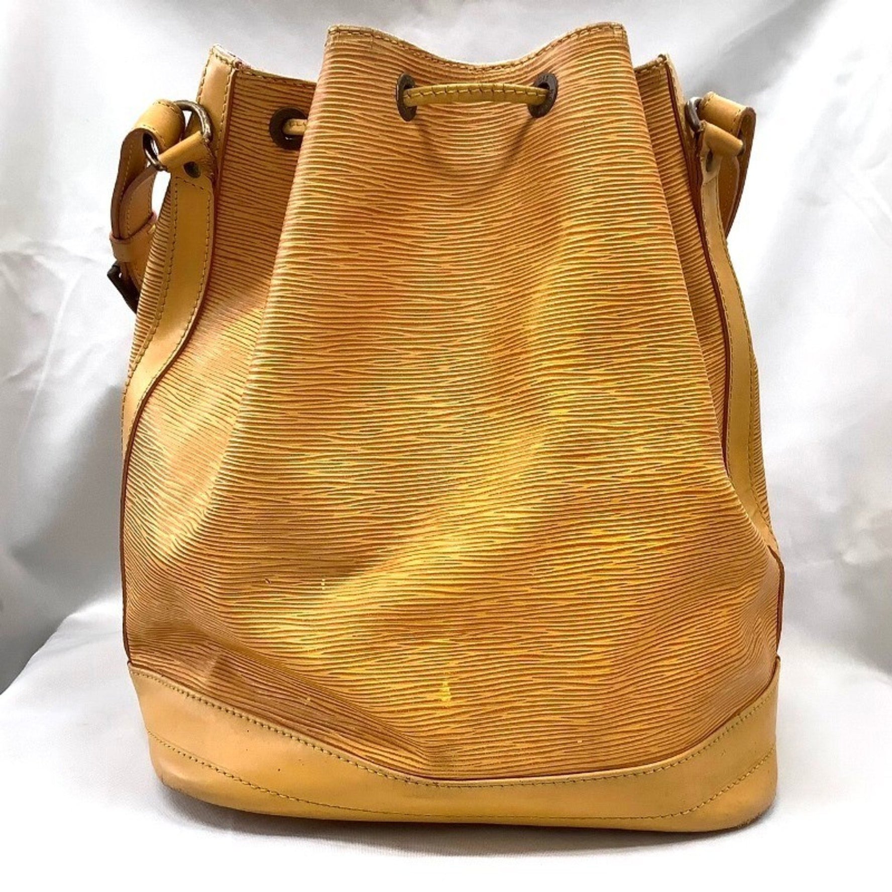 Louis Vuitton Epi Noe Shoulder Bag Yellow