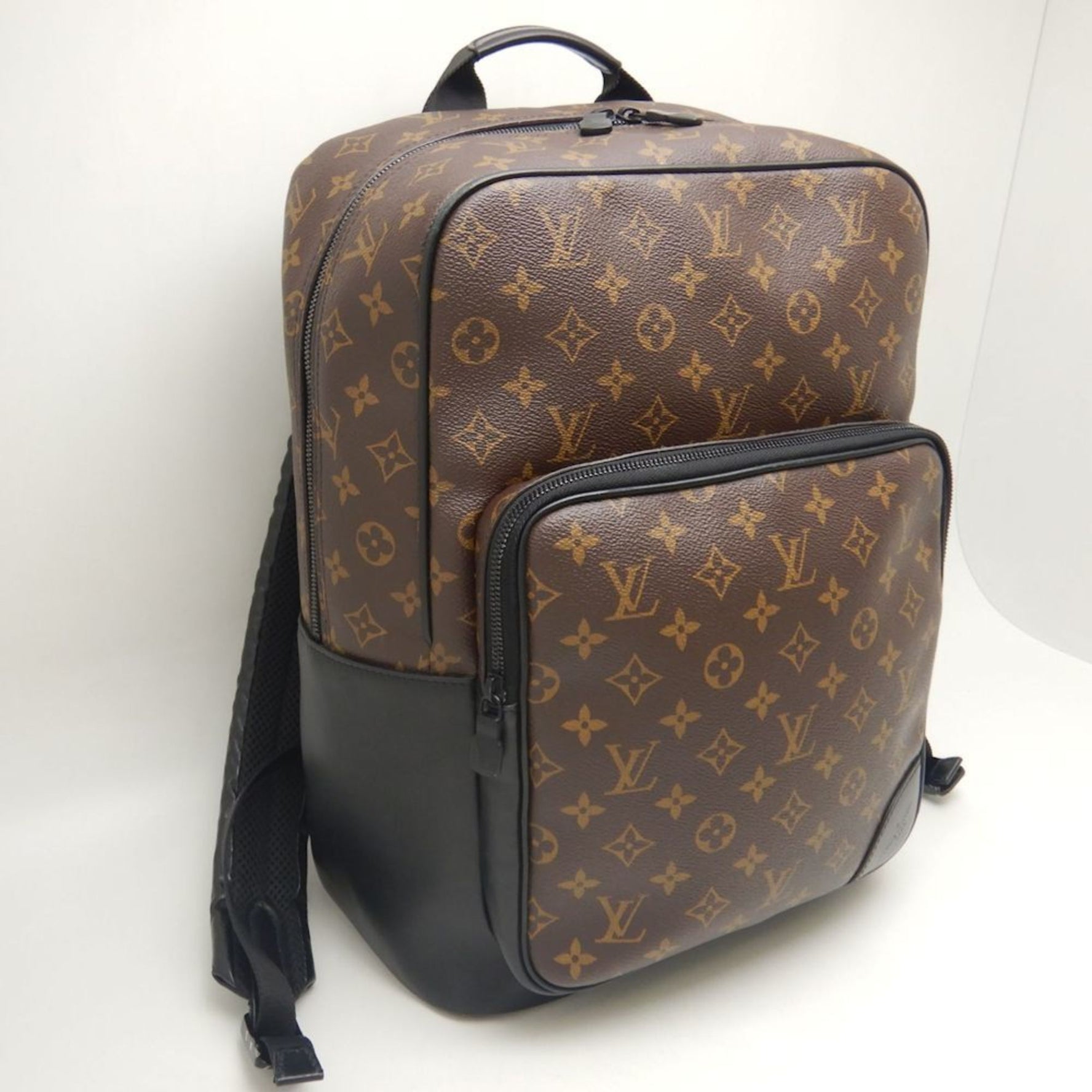 Louis Vuitton Monogram Macassar Dean Backpack Noir