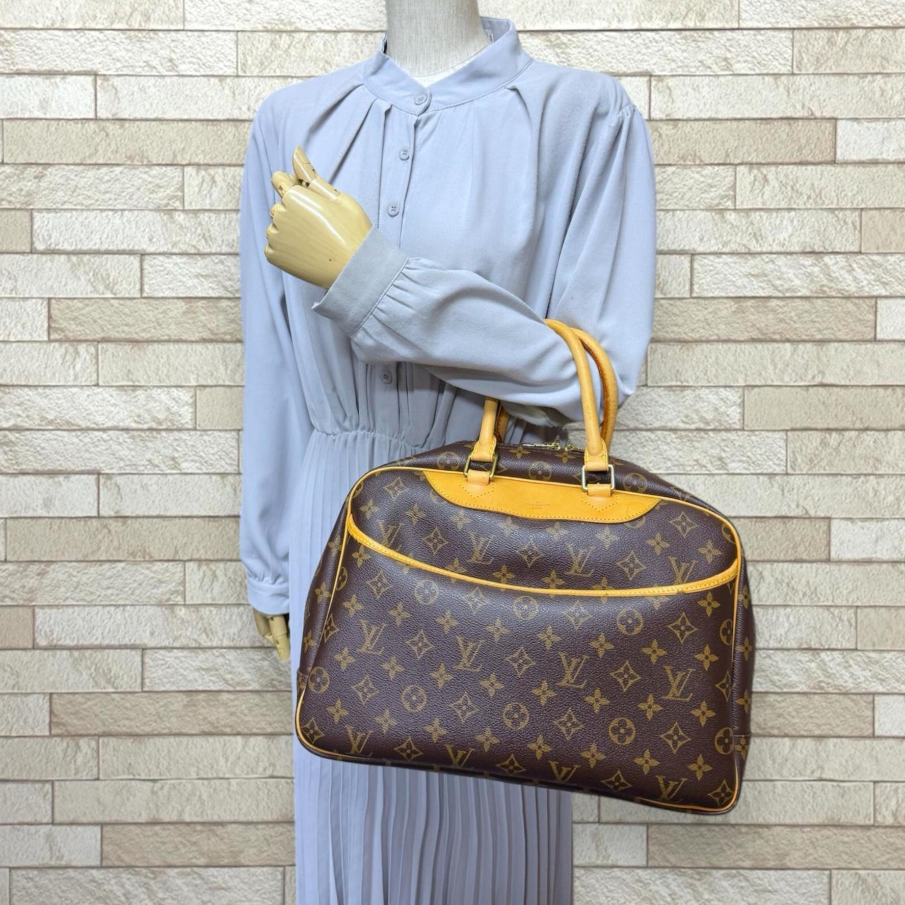 Louis Vuitton Deauville Monogram Handbag Canvas Brown LOUIS VUITTON