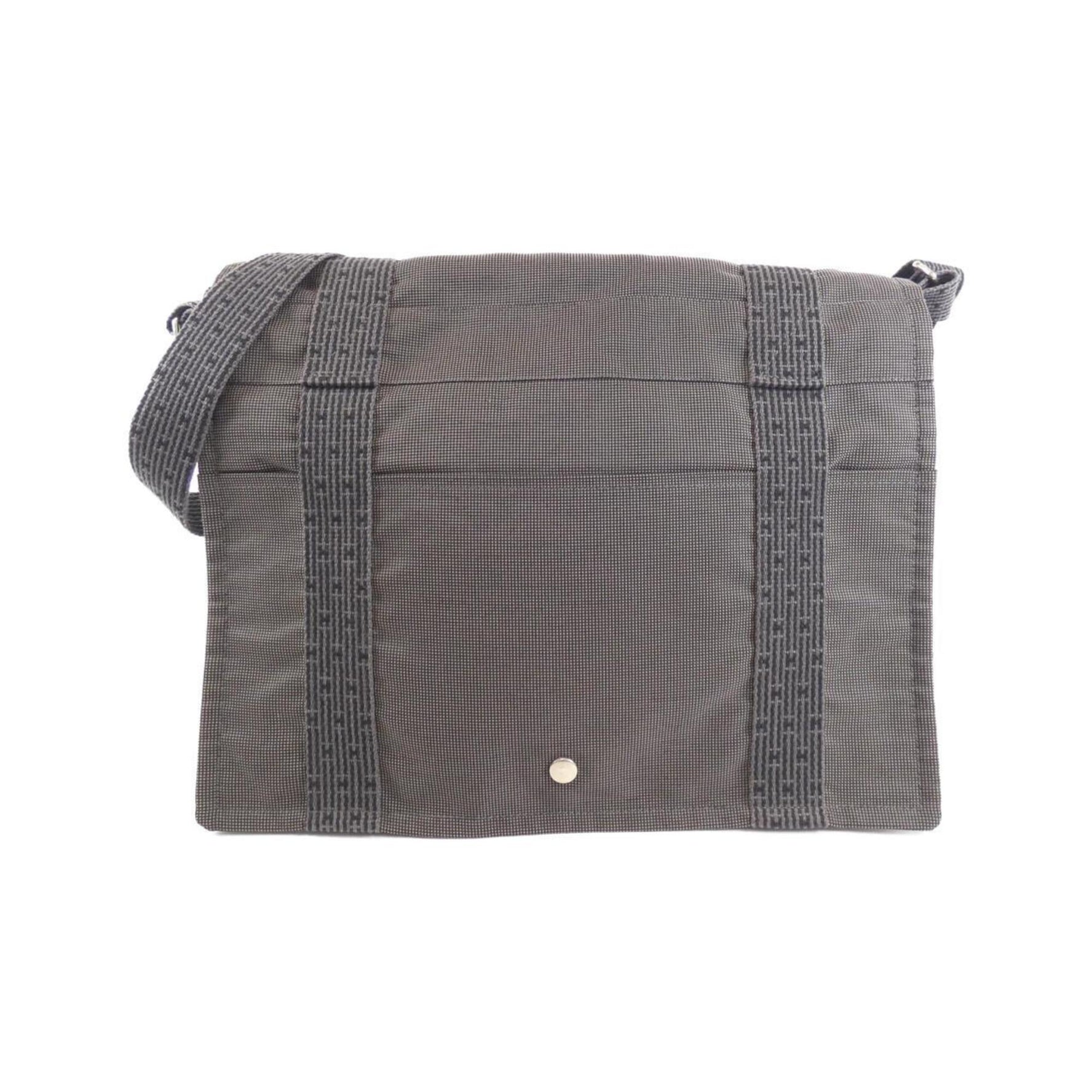 Hermes Air Line Bassus MM 101057M Shoulder Bag
