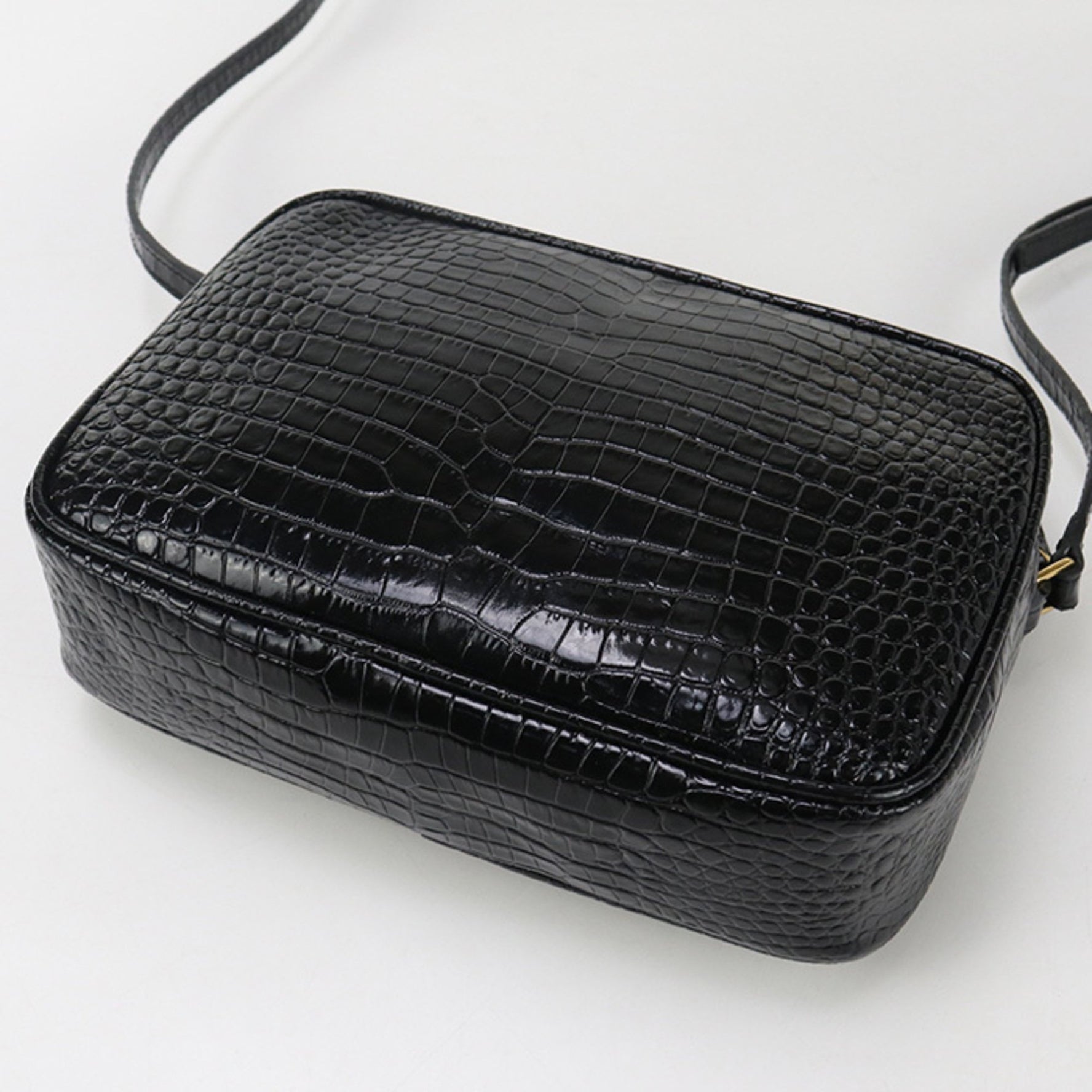 SAINT LAURENT Crossbody Shoulder Bag Lou in