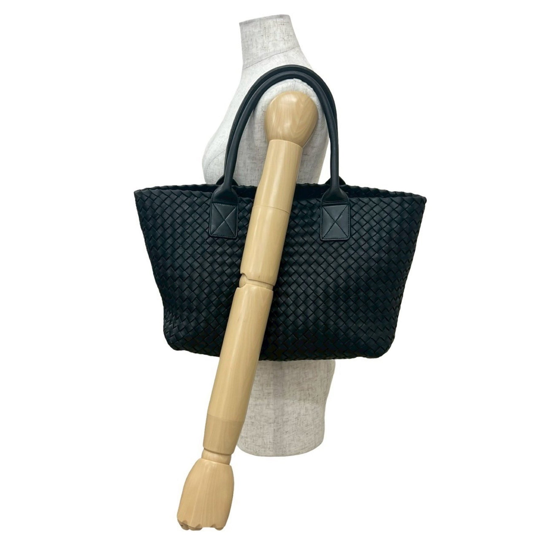 BOTTEGA VENETA Cabas PM Intrecciato Leather Tote Bag