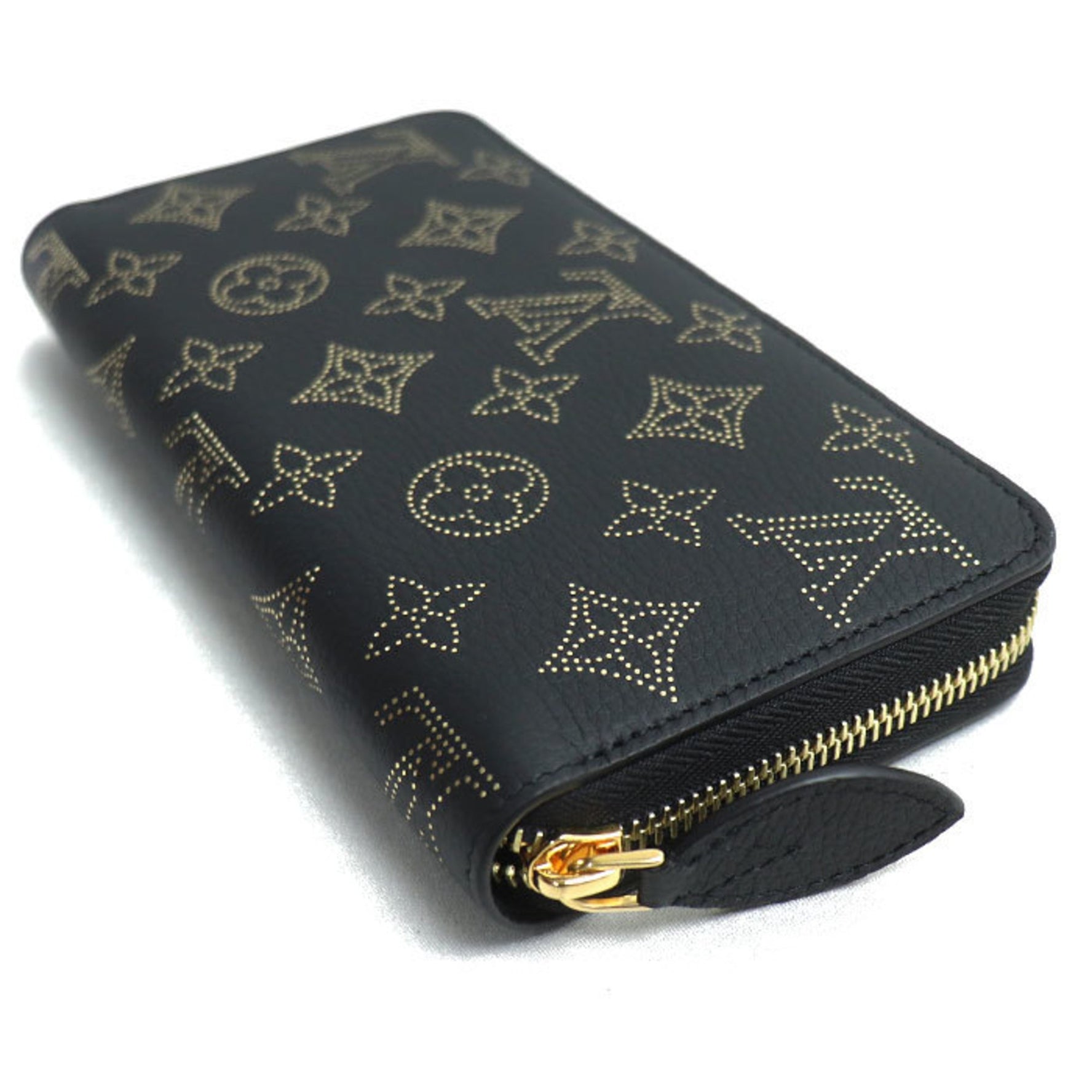 Louis Vuitton Zippy Wallet Long Round Monogram Mahina