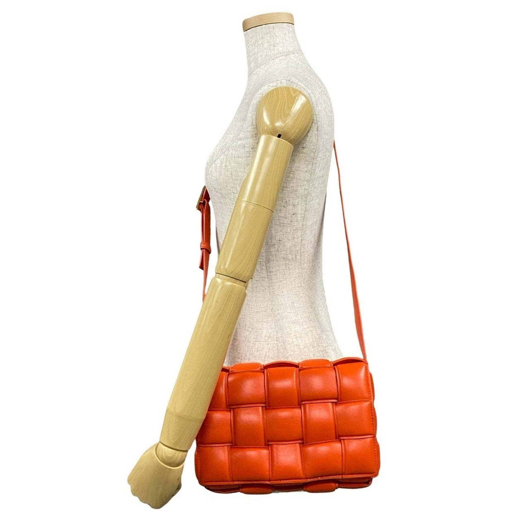 BOTTEGA VENETA Padded Cassette Leather Shoulder Bag/Pochette in