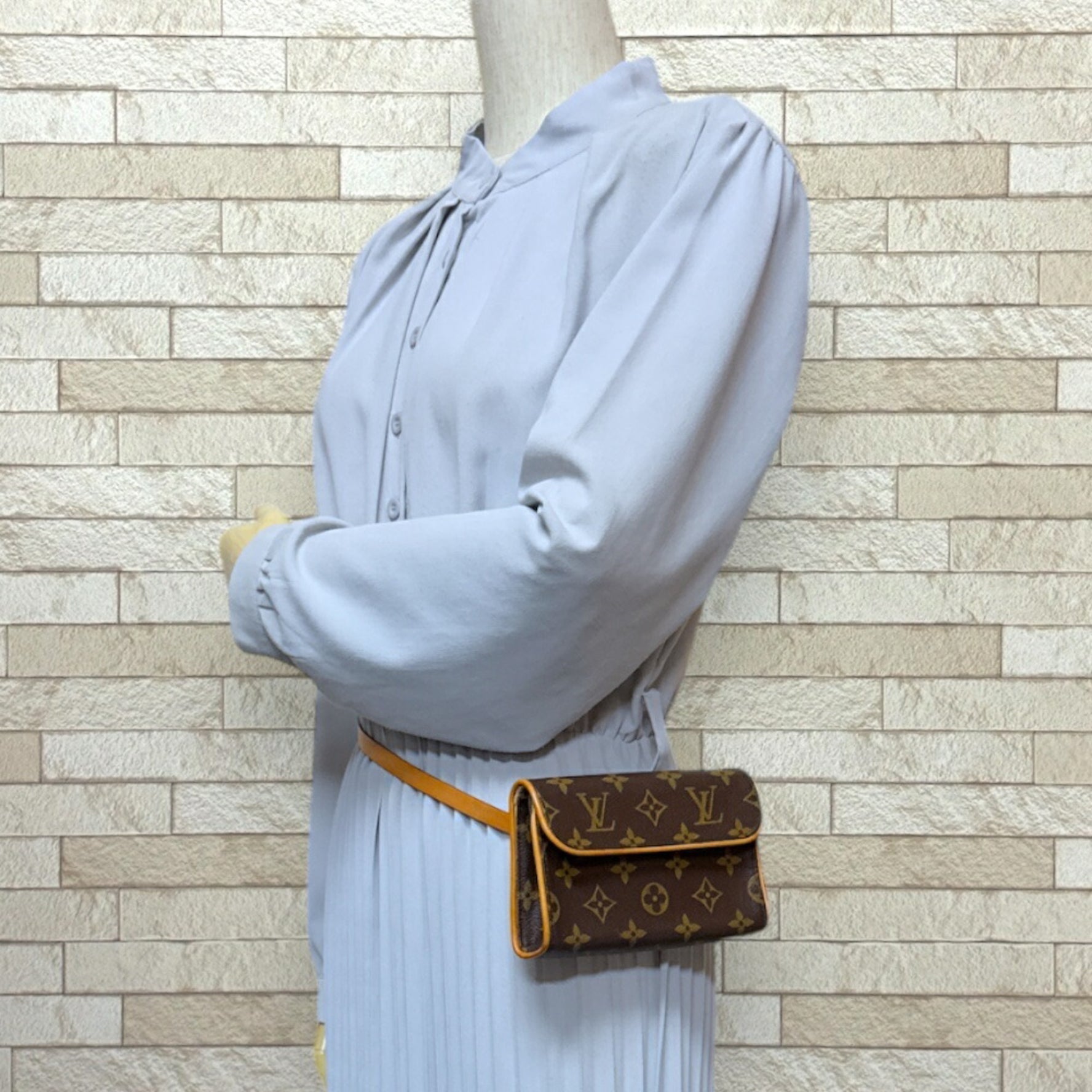 Louis Vuitton Pochette Florentine Monogram Waist Bag Canvas M51855 Brown Women's LOUIS VUITTON