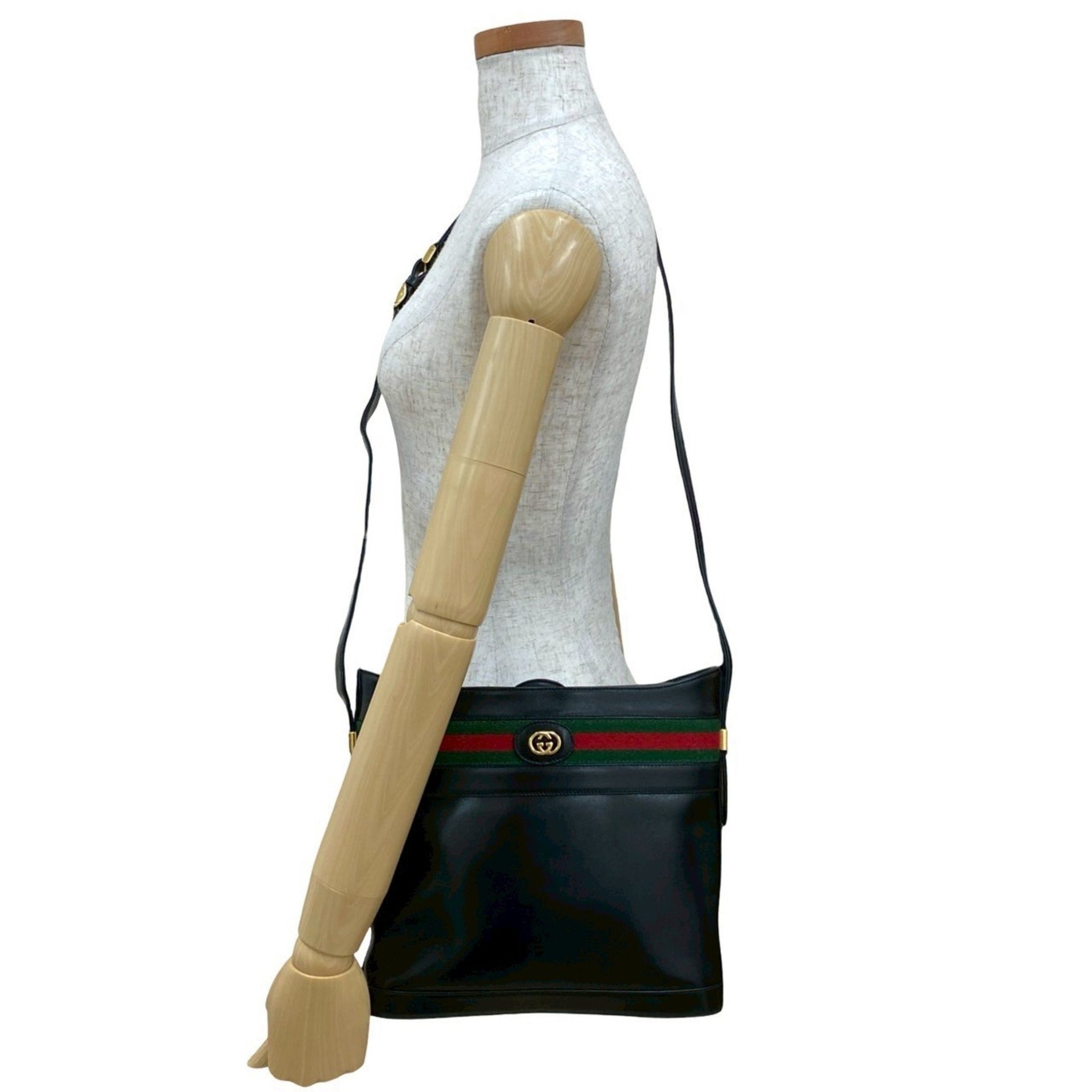 GUCCI Old Vintage Sherry Line GG Logo Hardware Leather Shoulder Bag Black 813-5