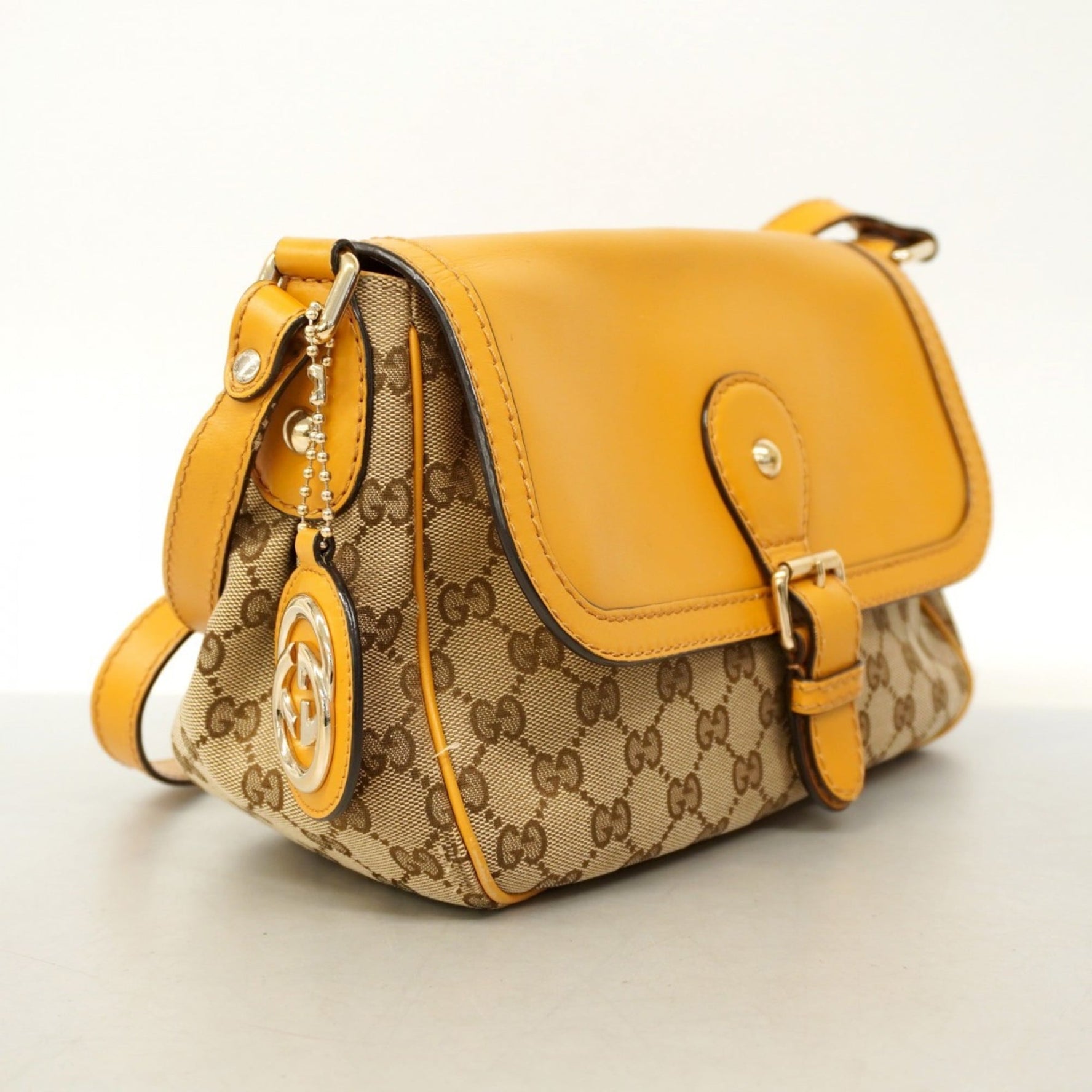 Gucci GG Canvas Shoulder Bag Beige Yellow Champagne