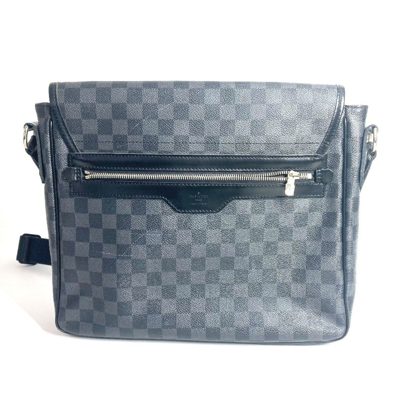Louis Vuitton Damier Graphite Daniel MM Bag, Flap Messenger Shoulder Canvas, Men's and