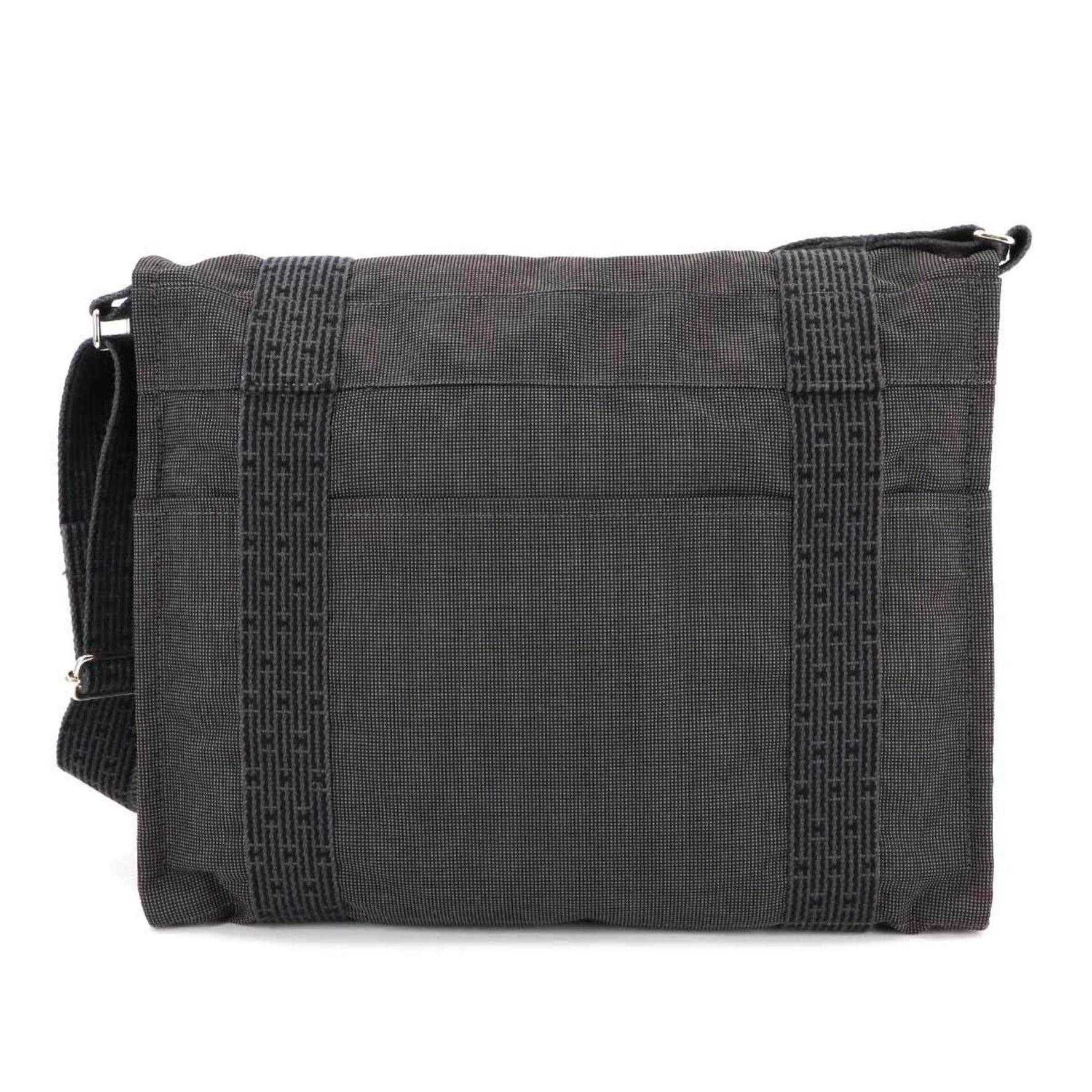 Hermes Hermès Herline Basace MM Shoulder Bag in Gray Canvas with Silver Hardware