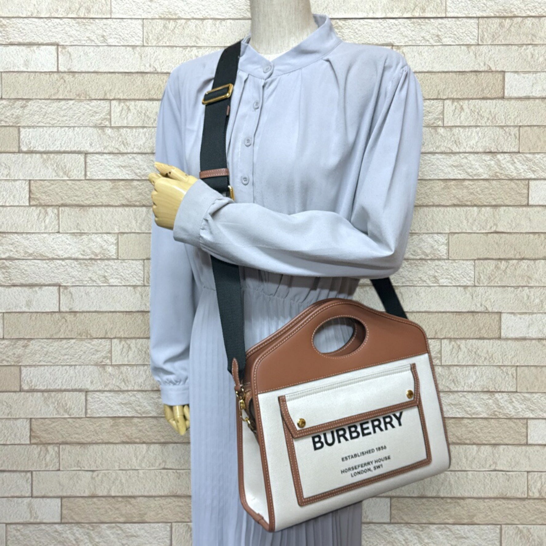 Burberry Medium Pocket Shoulder Bag Canvas Beige Women's BURBERRY 2way
