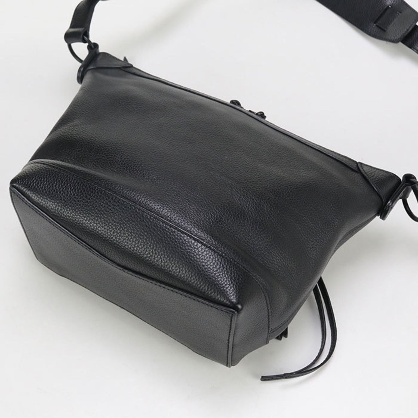 BALENCIAGA Neo Classic Shoulder Bag