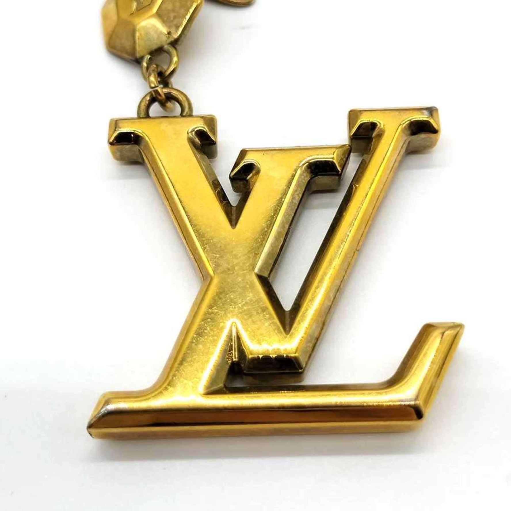 Louis Vuitton Porte-Clés LV Facet Key Ring, Gold-Colored Metal Charm, LOUISVUITTON