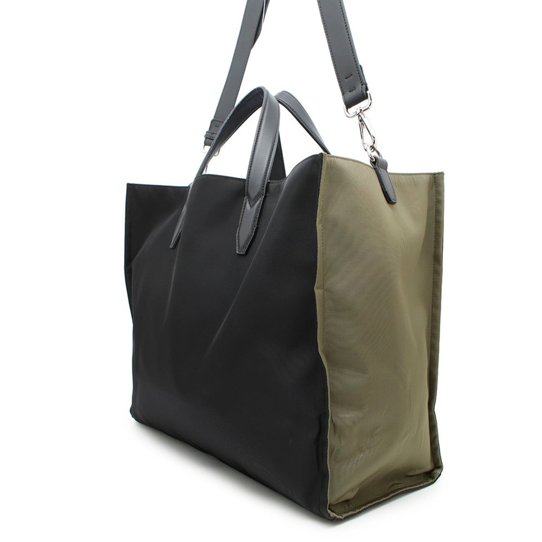 Fendi nylon tote bag shoulder black