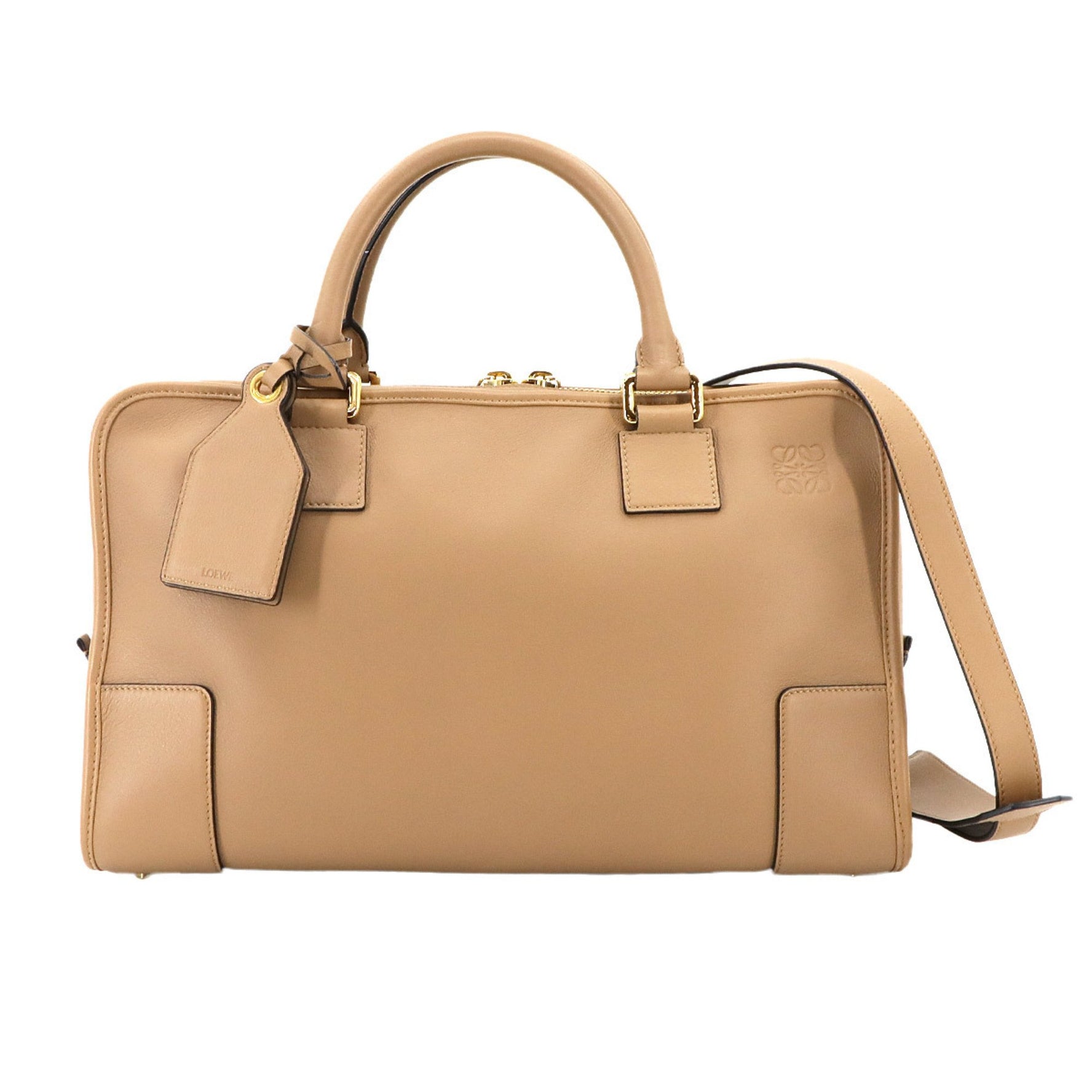 LOEWE Amazona 36 handbag/shoulder bag in leather with gold hardware.