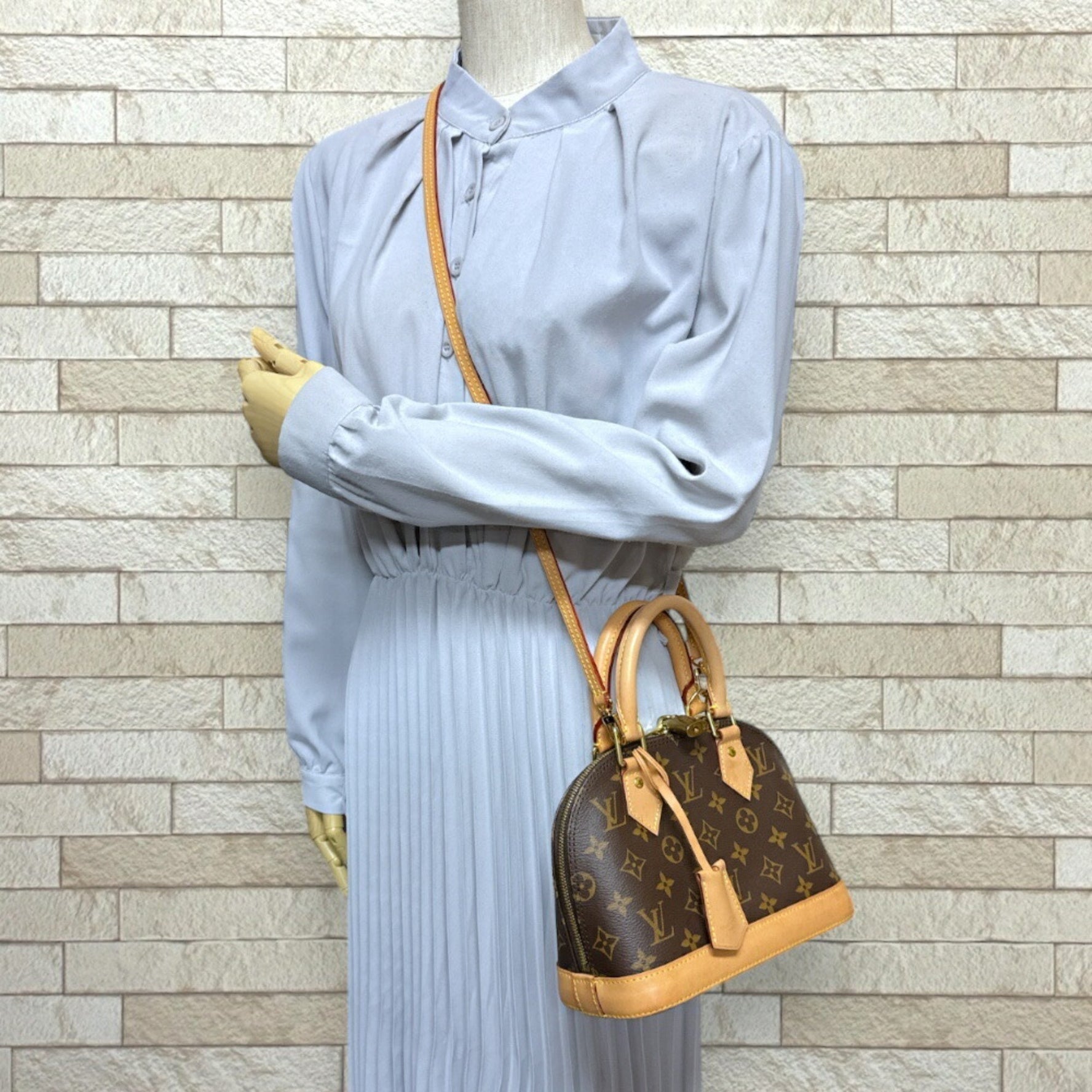 Louis Vuitton Alma BB Monogram Shoulder Bag Canvas M53152 Brown Women's LOUIS VUITTON 2way