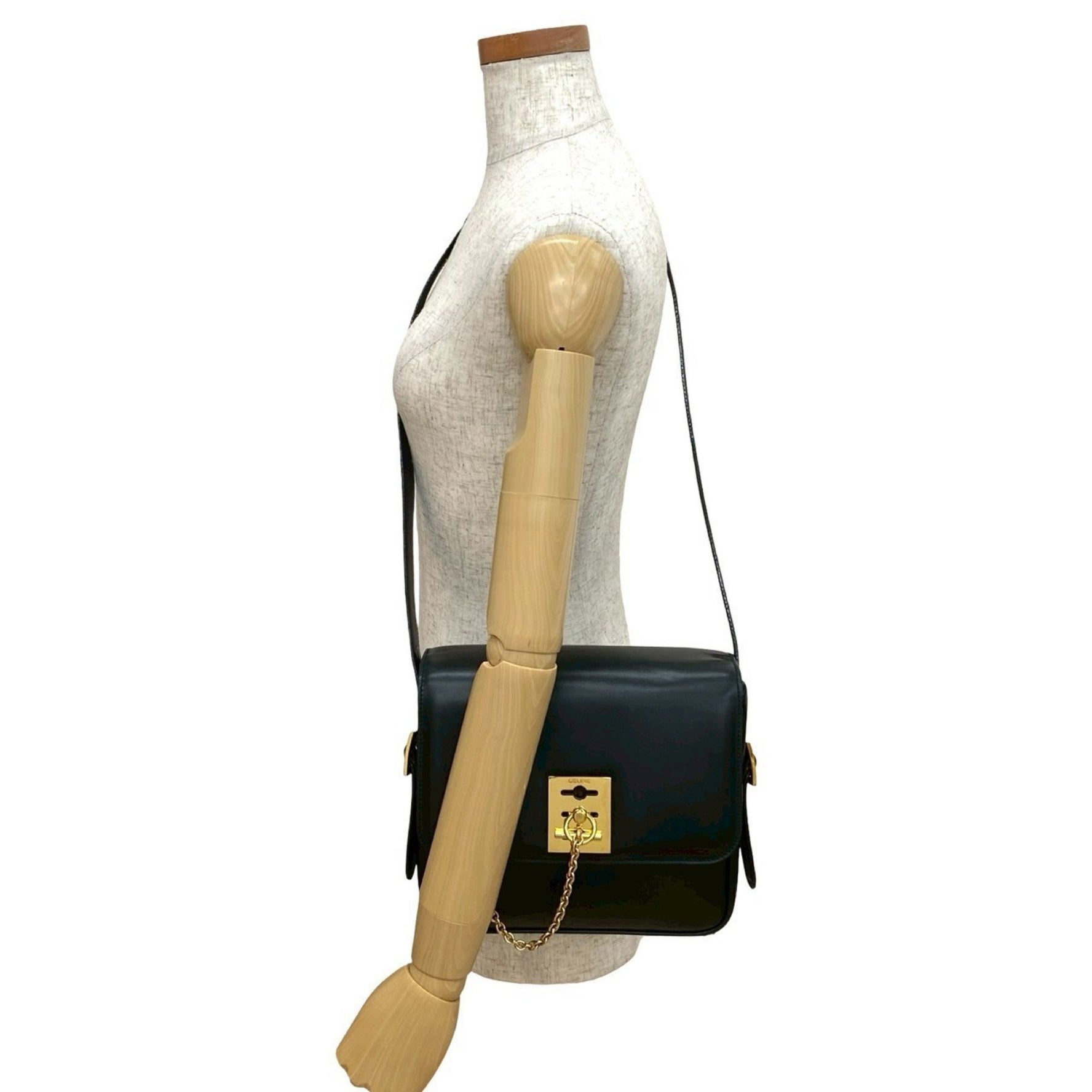CELINE 20527: calfskin leather shoulder bag with logo ring and hardware.