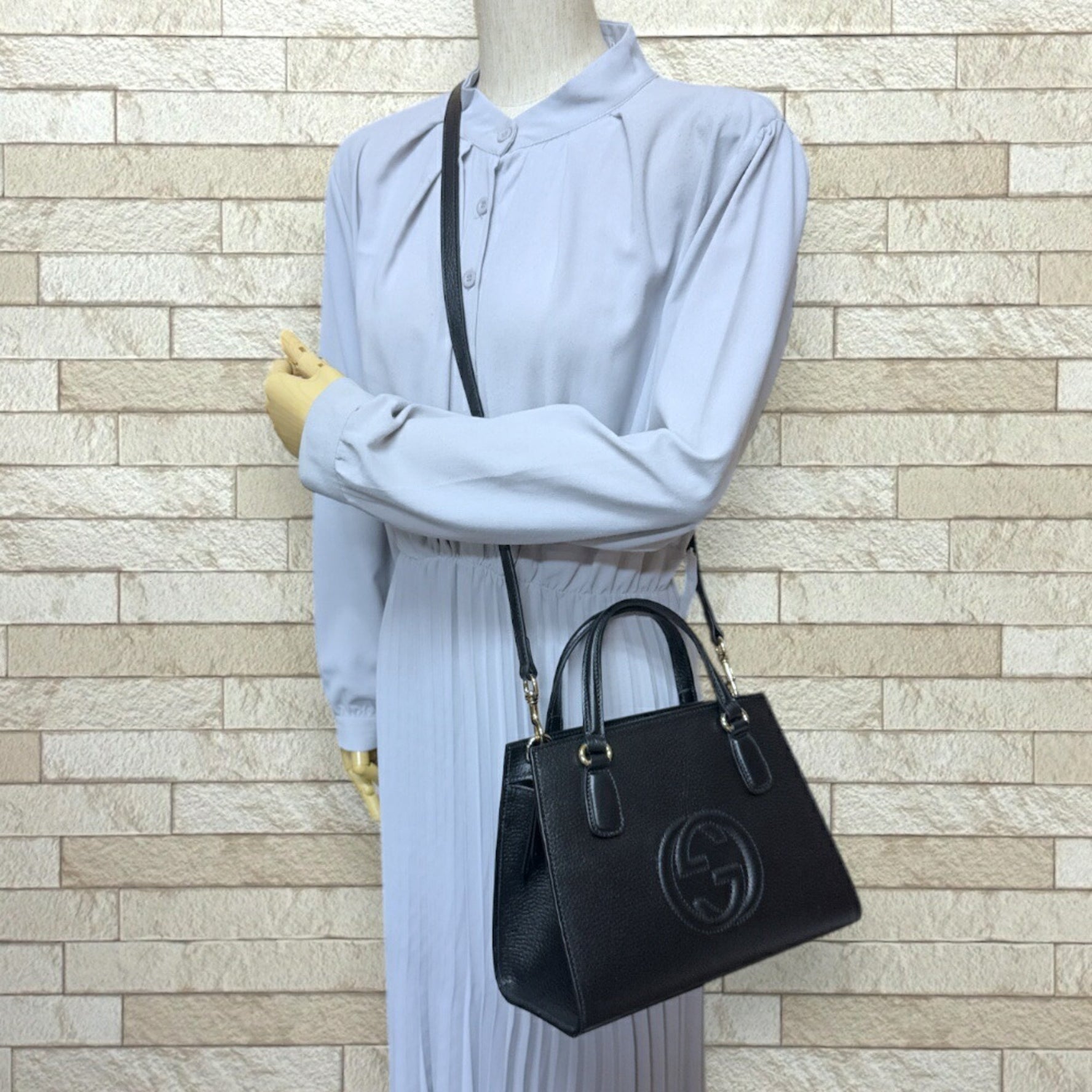 Gucci Interlocking G Soho Shoulder Bag Leather