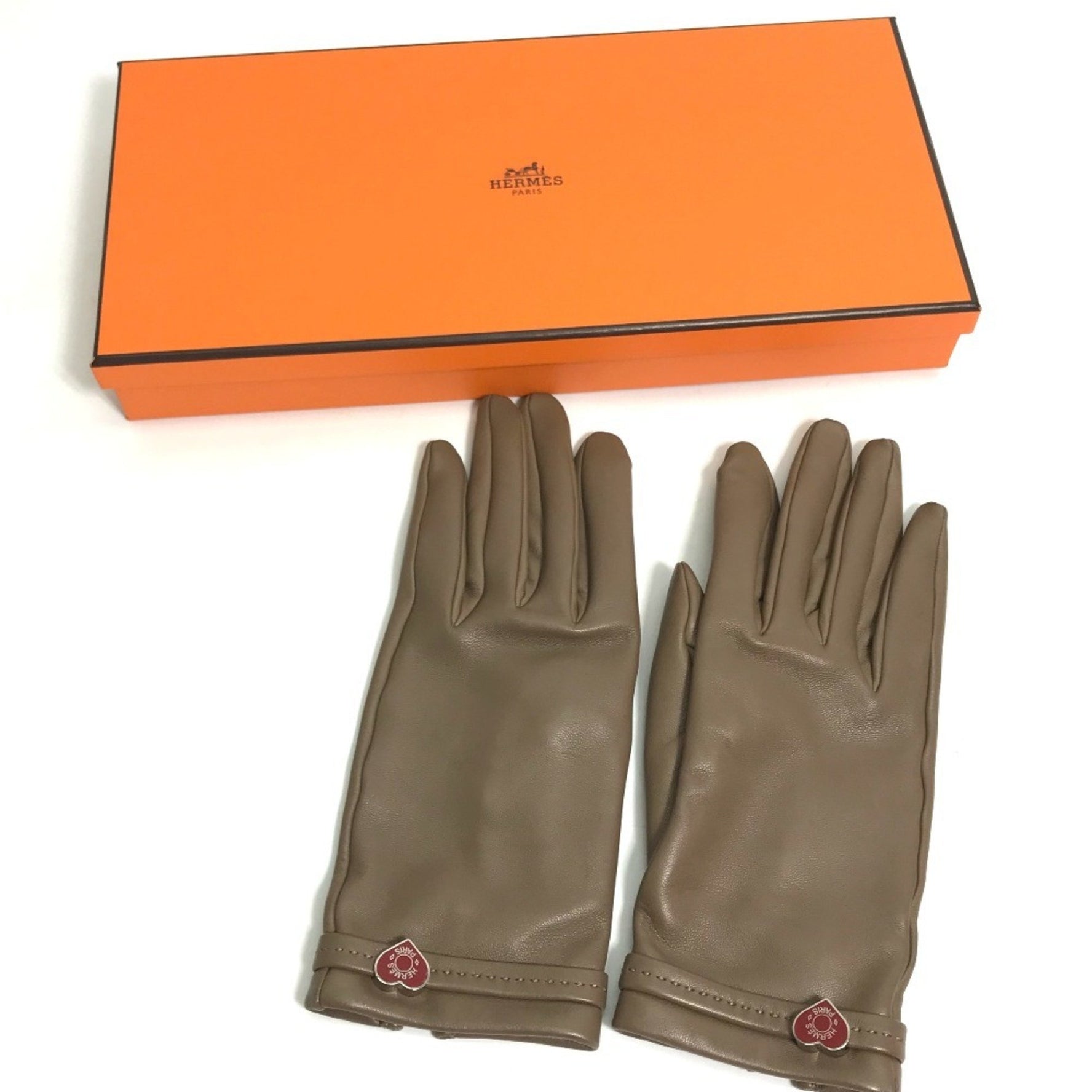 HERMES Heart Dream Love Gloves, Lambskin Leather, Etoupe, Gray