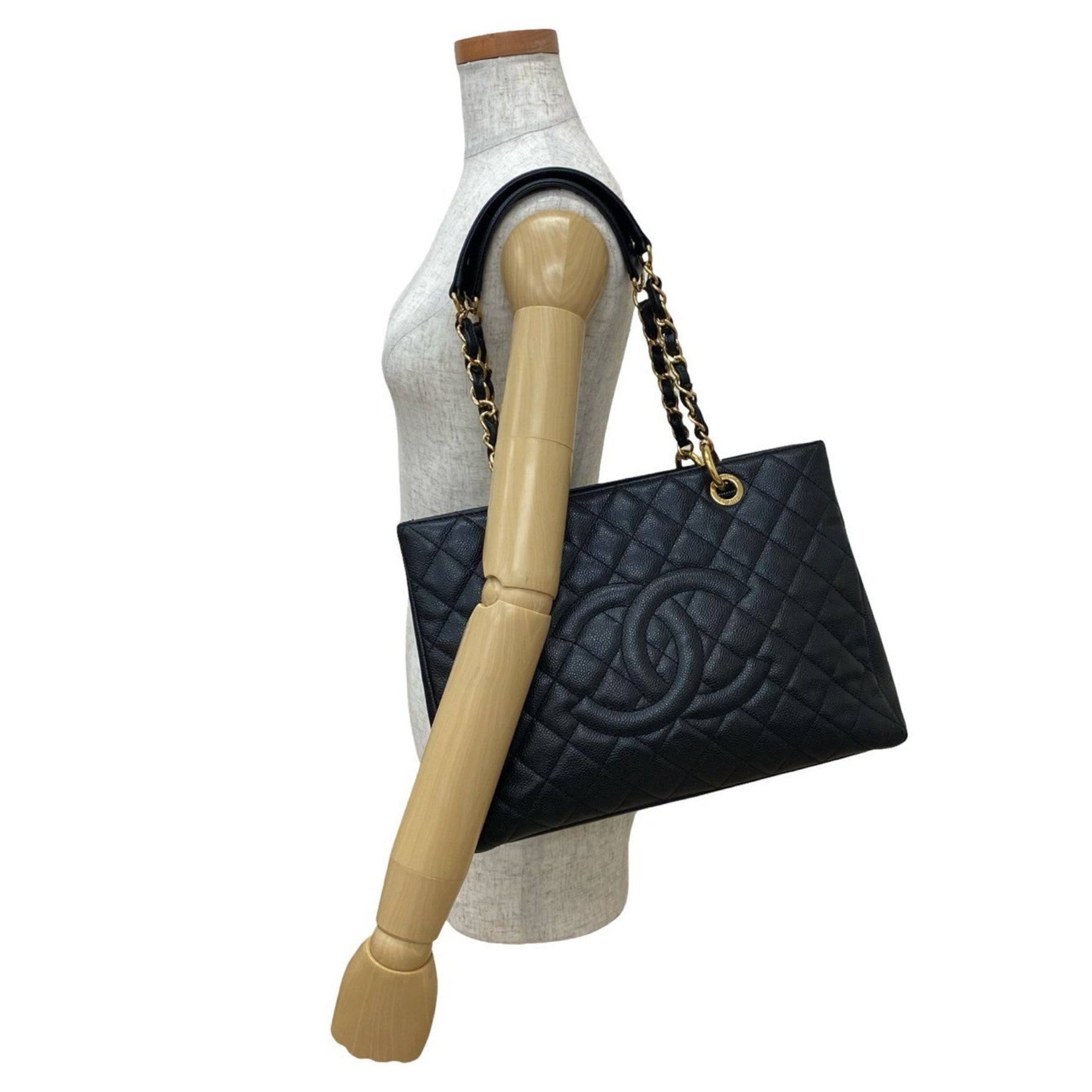 CHANEL Matelasse Coco Mark Caviar Leather Chain Tote Bag
