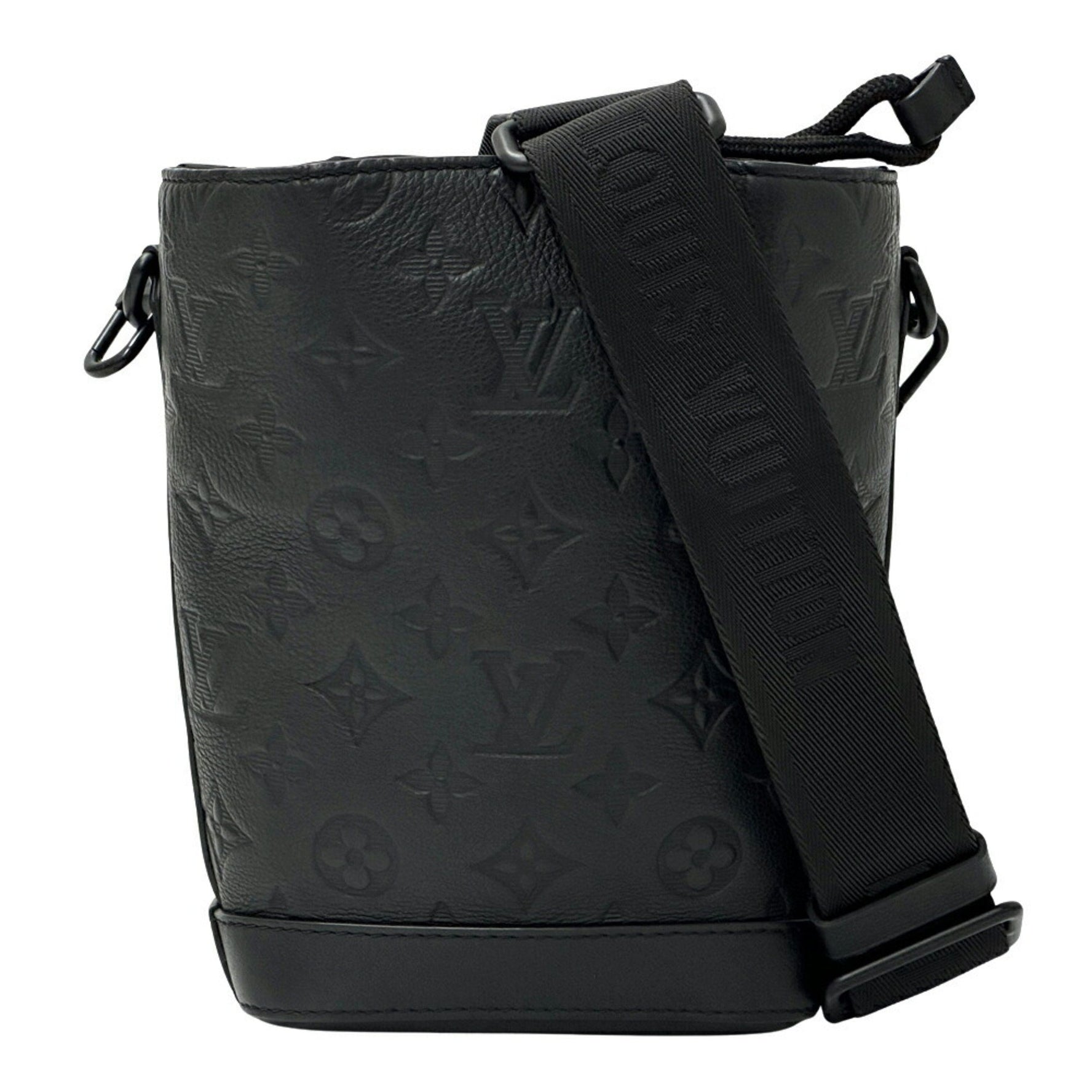 Louis Vuitton Monogram Shadow Shoulder Bag in Empreinte Nylon Noé Swing Noir M82248 Bucket for Men and Women